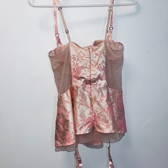 Victoria’s Secret Pink Floral Mesh Bustier Lingerie Corset Top Size 36B - Picture 3 of 4